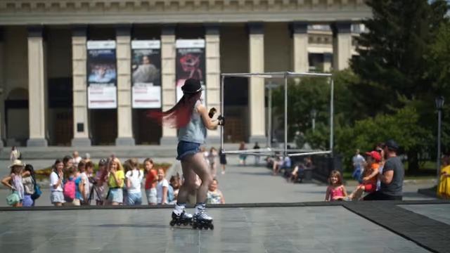 Evstigneeva Olga - roller cube dance смотреть онлайн