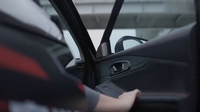 株洲國際賽車場體驗星途凌雲S， 運動屬性拉滿，差點給七哥開吐了！ 【七哥撩車】 смотреть онлайн