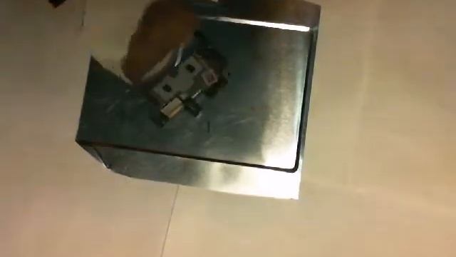 How to Resolder the iPod Touch 4th LCD Connector смотреть онлайн