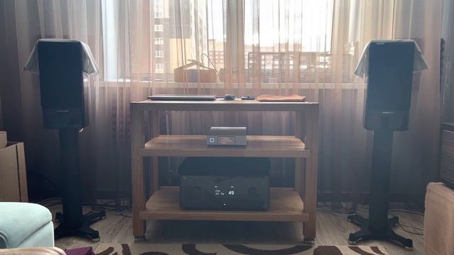 Aurender N150 + MICHI X5 (видео 3)