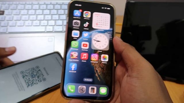 How To Scan Wifi Qr Code In Iphone 11 Pro смотреть онлайн