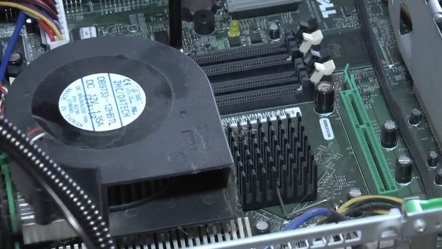 Tutorial: How To Speed Up An Old Computer With Television's Greg Brent смотреть онлайн