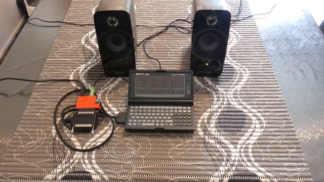HP200LX Palmtop PC with Adlib Soundcard plays Commander Keen 4 thru a PCMCIA Parallel port card... смотреть онлайн