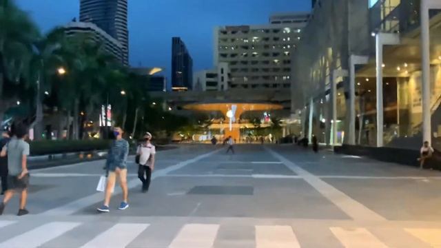 Vlog #2 IPad Pro 11 2020 Apple Store Central world Thailand (4k 60fps)