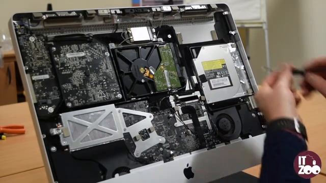 How To Tutorial - Apple iMac A1311 optical drive replacement смотреть онлайн