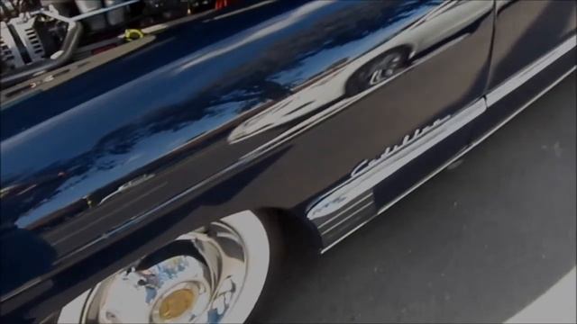 Gorgeous Blue Cadillac at Cruisin' Grand смотреть онлайн