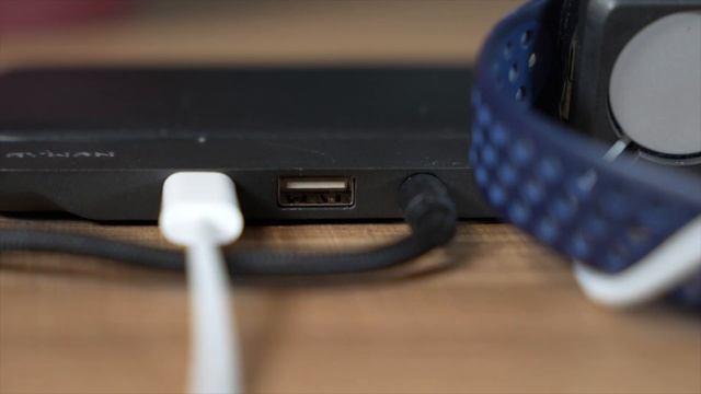 Nomad Base Station Hub Apple Watch Mount Edition Review (2023) смотреть онлайн