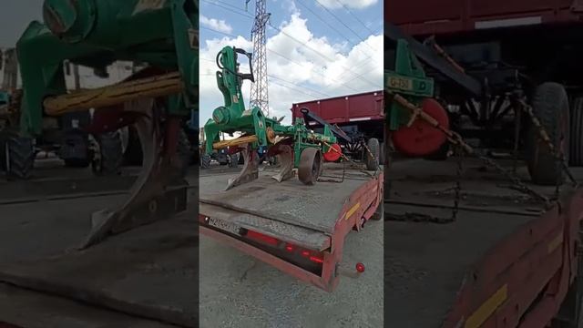 Загрузили прицеп 2 ПТС-4 и плуг, везем нашим гостям в Волгоградскую область, Boston Logistic смотреть онлайн