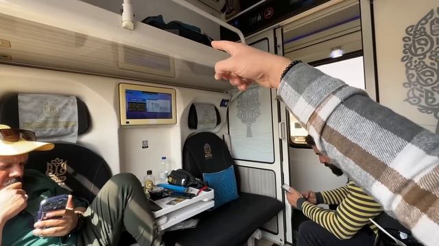 World’s Most Luxurious Train in Iran 🇮🇷😍 | यह ट्रेन देखके होश उध जाएँगे 😱 смотреть онлайн