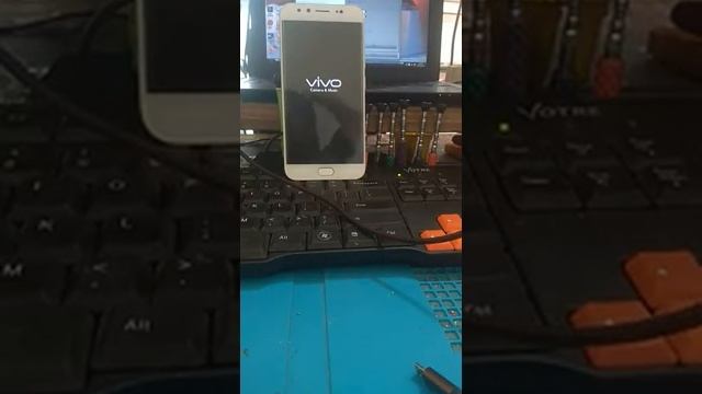 Bypass Atau Hapus Pola dan FRP Vivo V5 Plus смотреть онлайн