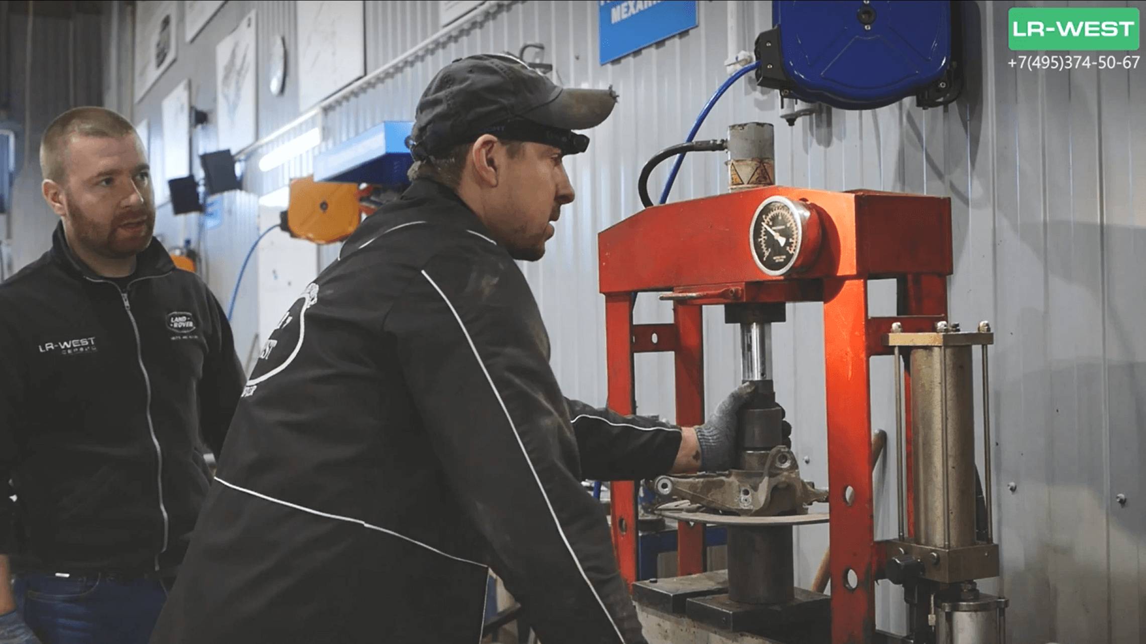 Гул при движении Jaguar XF. Замена подшипника ступицы. смотреть онлайн