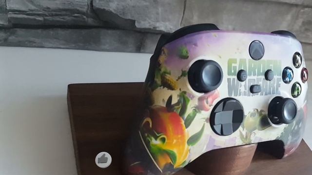 Plants vs Zombies Promo Xbox Series X controller смотреть онлайн