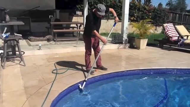 Wagtail Water Fed Brush, Pool Cleaner, Window Cleaner, Floor cleaner смотреть онлайн