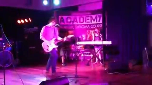 Boulevard of Broken Dreams, The Windows смотреть онлайн