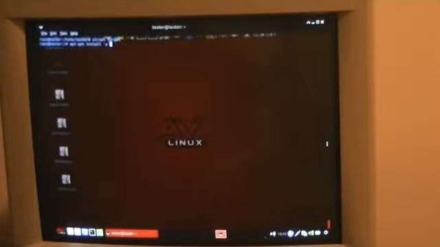 Installing Debian Linux from AVLinux смотреть онлайн