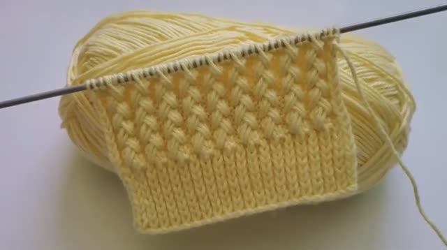 ОБЪЕМНЫЙ УЗОР СПИЦАМИ №1 2026: режется как рельеф! ДЛЯ НОВИЧКОВ 🧶✨ смотреть онлайн