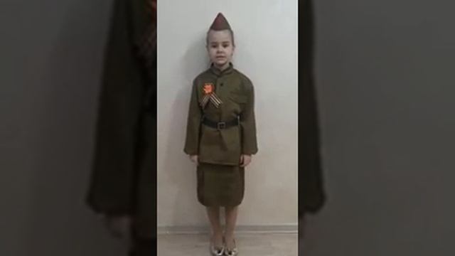 Козлова София, 7 лет, МОУ ДО ЦВР "Юность", Изостудия "Цветные ладошки", г. Комсомольск-на-Амуре смотреть онлайн