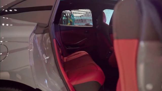 2021 New Aston Martin DBX $176 900 .