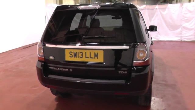 Land Rover FREELANDER 2 2.2 TD4 Black and White 5dr U8332 смотреть онлайн