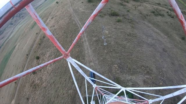 Climbing on 85M 4G LTE Cell Tower   * PILOT*
