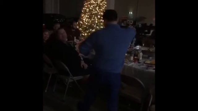 Happy audience member at Fedora Dance Show смотреть онлайн