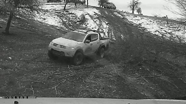 SSANGYONG ACTION SPORT 4X4 OFF ROAD