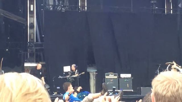 Skillet - Comatose (Graspop 2016) смотреть онлайн