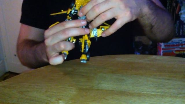 Transformers Sainsbury's/Walmart Exclusive Deluxe class Bumblebee review смотреть онлайн