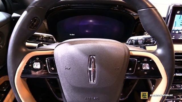 2020 Lincoln Corsair - Exterior and Interior Walkaround - 2019 NY Auto Show смотреть онлайн