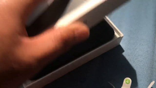 iPhone 13 Mini - Unboxing and Turning On (March 2023) [Purchased from apple.com] смотреть онлайн