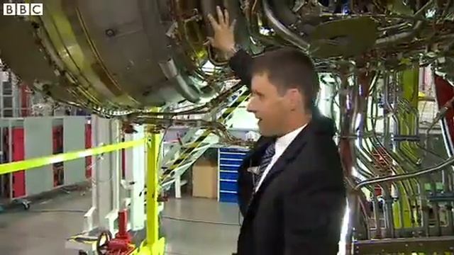 Airbus A350 Rolls Royce XWB engine Close up look смотреть онлайн