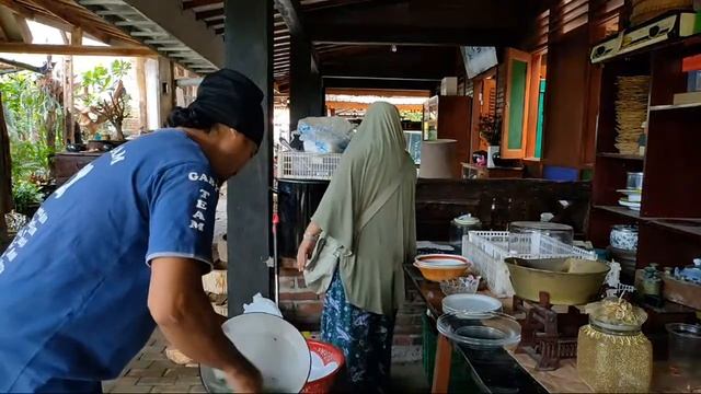 BARANG MAHAL смотреть онлайн