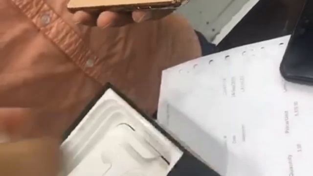 I PHONE 11 PRO MAX JUST UNBOXING [ PART 1 ] смотреть онлайн