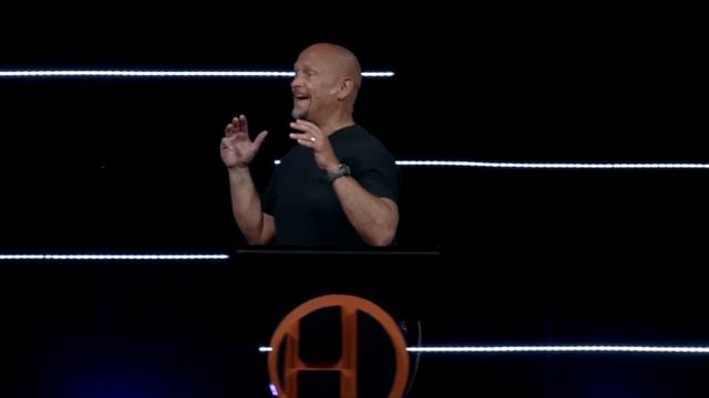 Radical Relationships // Jonathan Owens смотреть онлайн