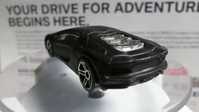 Hot Wheels 2013 Lamborghini Aventador LP 700-4 смотреть онлайн
