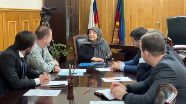Прием граждан врио министра здравоохранения РД Ярослава Глазова. смотреть онлайн
