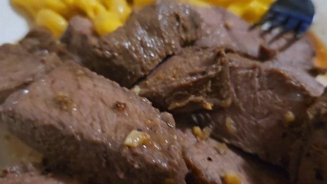STEAK AND MAC N CHEESE смотреть онлайн
