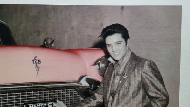 ELVIS PRESLEY BY HIS PINK CADILLAC смотреть онлайн