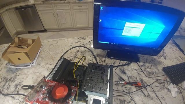 Using PCIE Ribbon Extender to add RX 460 to HP Slimline 290 Celeron, can it game смотреть онлайн