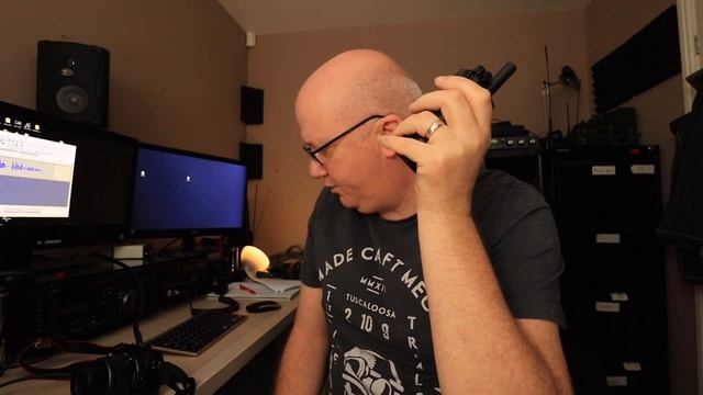 OPERATING the Racal VRM5080 military radio смотреть онлайн