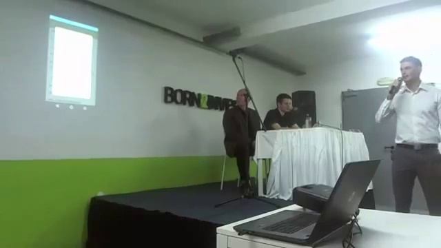 Born2Invest - Mobile app Press Conference and Presentation смотреть онлайн