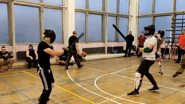 23 открытый оружейный ковёр в Потоке