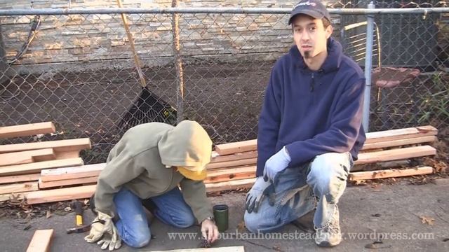 How to Build a Cold Frame {Suburban Homestead Blog} смотреть онлайн