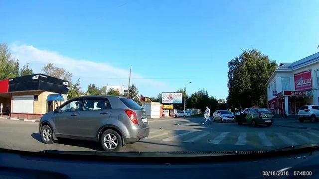 Охуевший тип на Кайроне У917УК 197 18 08 2016 смотреть онлайн