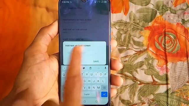 Mobile mein add text on lock screen kya hai смотреть онлайн