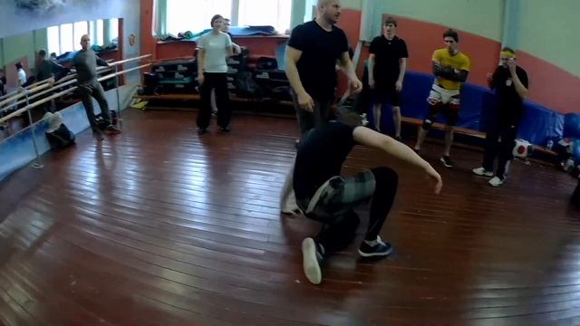 Tolpar old school. Упреждение без оружия, связки начала боя. смотреть онлайн