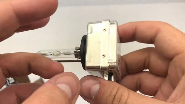 Audi D1S BMW Jaguar Mercedes Porsche VW Volvo Headlight Bulb 4000K Flosser смотреть онлайн