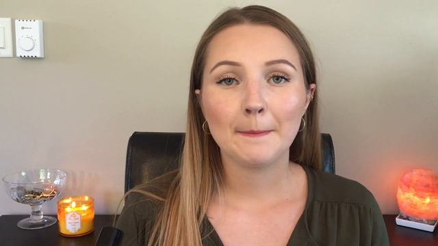 Too Faced Born This Way Super Coverage Multi-Use Sculpting Concealer смотреть онлайн