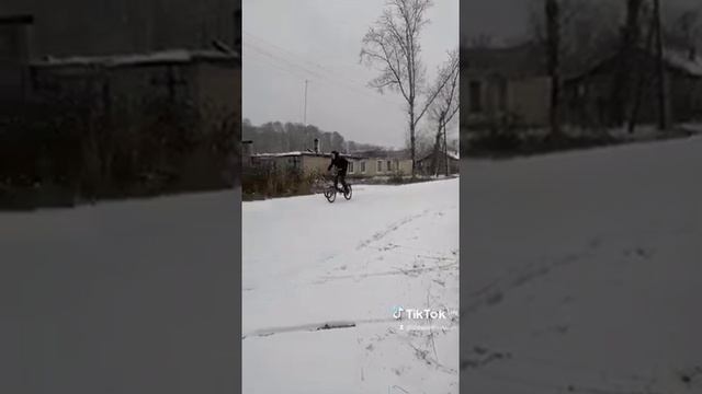 Дрифт навелеке зимой