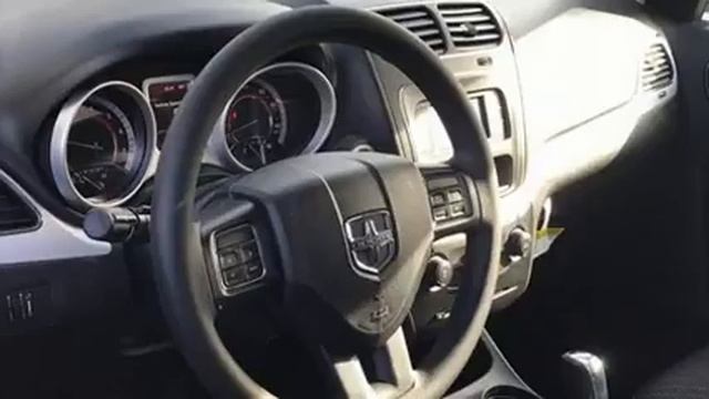 2019 Dodge Journey SE VALUE PACKAGE смотреть онлайн